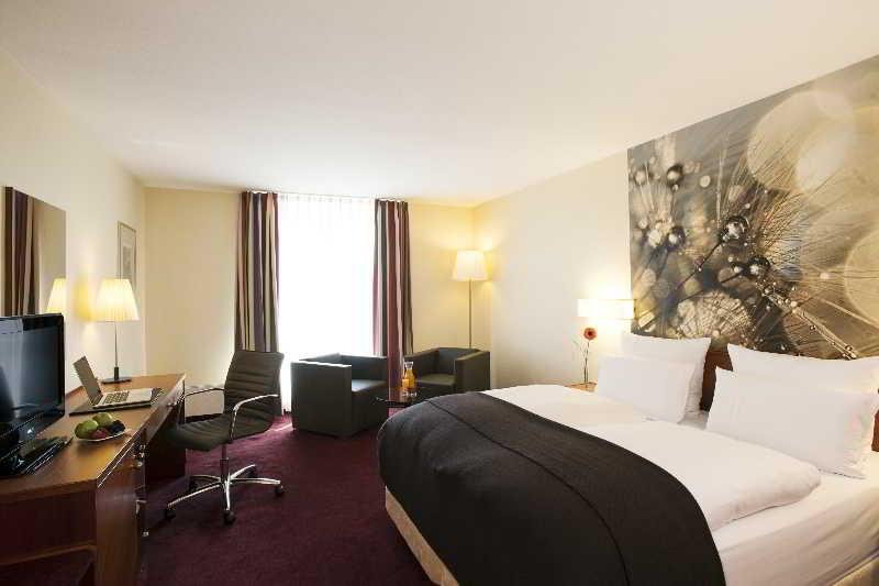 Taste Hotel Heidenheim Eksteriør bilde